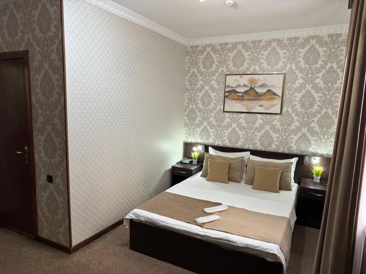 Arda Palace Hotel Tashkent Esterno foto